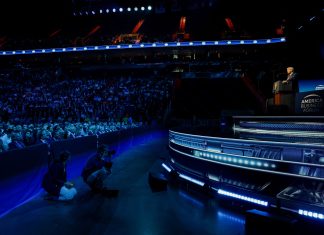 A qué hora habla hoy Javier Milei en el America Business Forum y cómo verlo en vivo