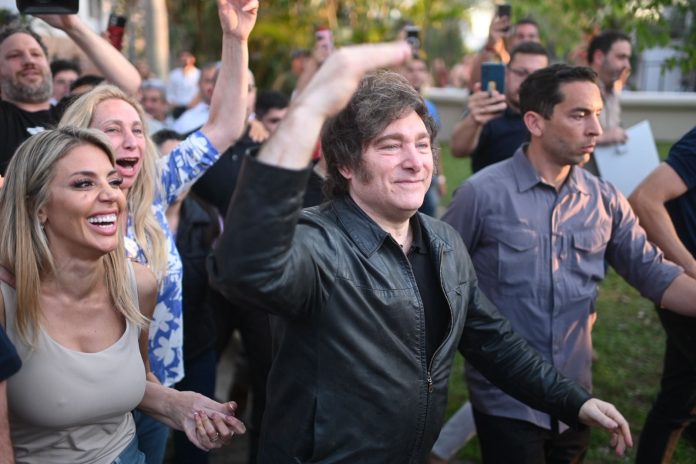 El Gobierno afina el vínculo con las provincias y hará recorridas para negociar el Presupuesto y las reformas