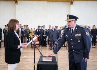 Allanaron al director del Servicio Penitenciario Federal por presuntos vínculos con una empresa que provee comida en mal estado a los presos