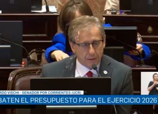 Insólito momento en el Senado: una legisladora le volcó un vaso de agua a otro mientras hablaba