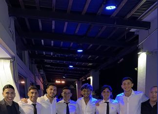 Las fotos de los jugadores de Boca Juniors en el casamiento de Kevin Zenón y Sol Amsler: el encuentro con dos ex futbolistas del club
