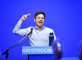 Axel Kicillof busca alejarse de la interna con los Kirchner y pone énfasis en su armado nacional