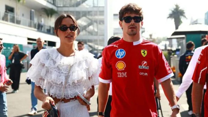Charles Leclerc se casó con la influencer Alexandra Saint Mleux y lo celebraron arriba de una Ferrari que vale 30 millones de euros