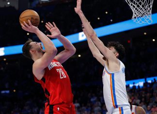 Insultó repetidamente a una jueza, lo expulsaron, pero igual fue convocado al All Star Game de la NBA