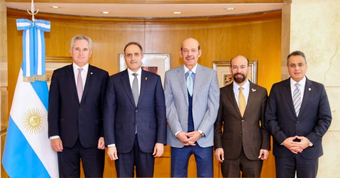 El canciller Quirno se reunió con los embajadores del Golfo para analizar las tensiones regionales