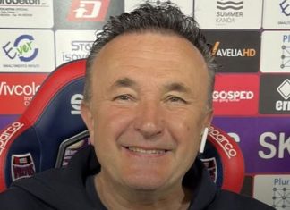 Fin de una era: el entrenador que se despidió a sí mismo tras 44 años en el cargo