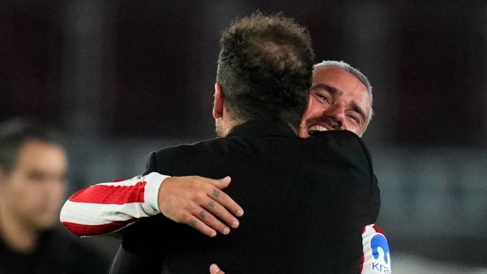 El emotivo discurso del Cholo Simeone dedicado a Griezmann antes de su despedida del Atlético de Madrid: “Te considero un amigo”