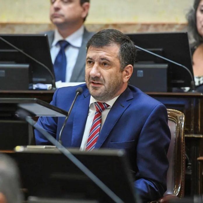 La banda de Edgardo Kueider será sometida a un juicio que anticipa los que podría ocurrir con el exsenador en la Justicia