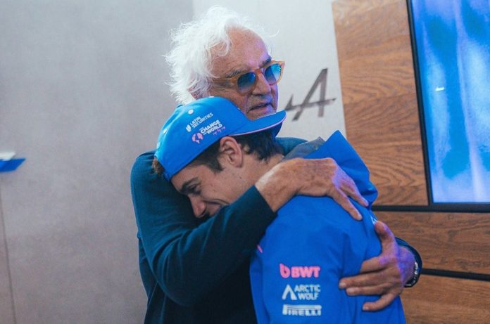 El emotivo abrazo de Flavio Briatore a Colapinto: de los elogios al “secreto” para su mejor resultado en la Fórmula 1