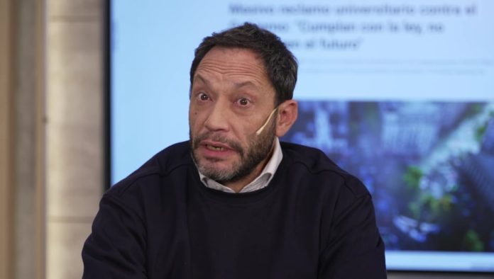 Maximiliano Ferraro: “El Gobierno decidió ponerse al margen de la Constitución Nacional”