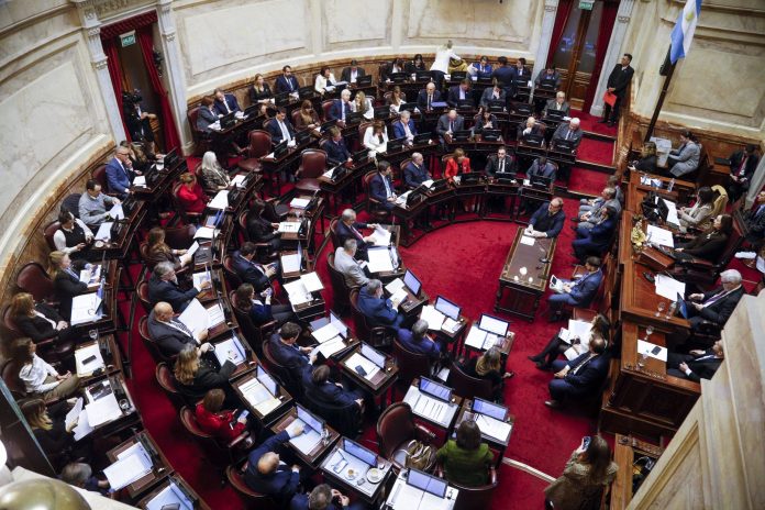 Radiografía y laberintos de la reforma electoral del Gobierno que ingresó hace un mes en el Senado
