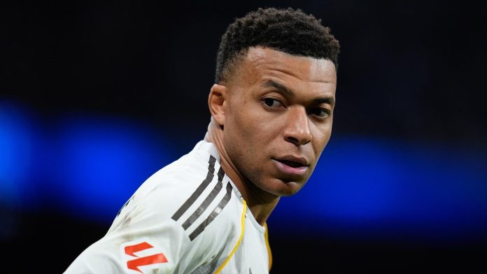 “Sólo y maltratado”: la revelación sobre Mbappé en medio de la crisis interna que atraviesa el Real Madrid