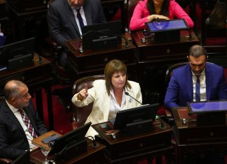 Tras la escalada interna, Bullrich busca descomprimir la tensión con Javier y Karina Milei por el caso Adorni