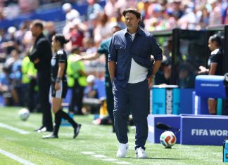 El llamativo outfit de Pochettino en el Mundial que es furor y provocó el comentario de Rooney: “Necesito saber de dónde saca su ropa”