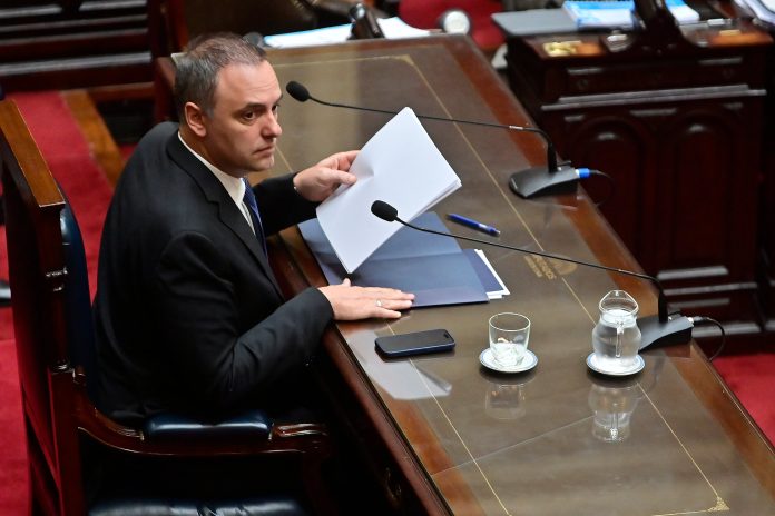 Manuel Adorni confirmó que irá el 2 de julio al Senado tras la presión de aliados y opositores