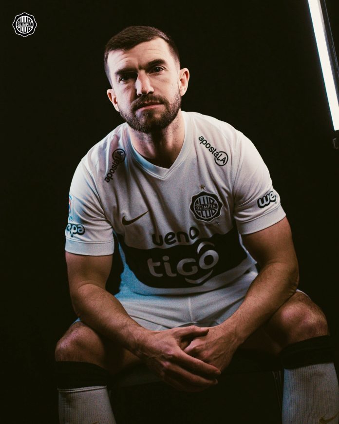 Del Mundial 2026 a Sudamérica: Tim Payne firmó contrato con su nuevo equipo y entrenó por primera vez junto a sus compañeros