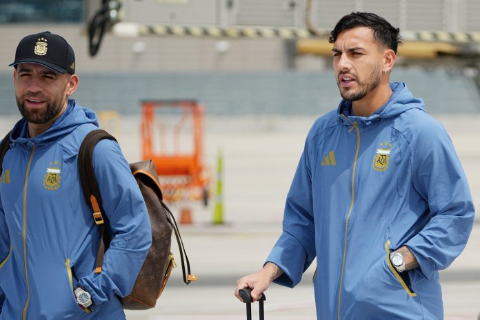El inconveniente que sufrió la selección argentina y demoró su viaje a Nueva York para la final del Mundial