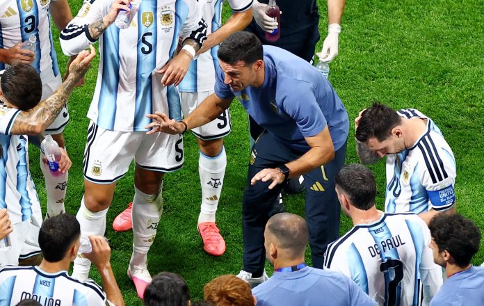 “El método Scaloni”: cómo el entrenador logró gestionar el factor emocional de la Selección que sueña con ganar otro Mundial