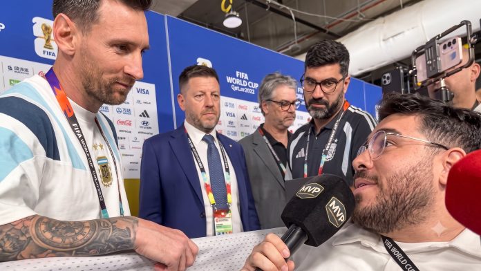 Esperó horas para hablar con Messi y lo consiguió: la historia del periodista venezolano que cumplió el sueño de cubrir un Mundial