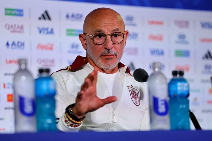 Los sorprendentes elogios del entrenador de España a Lionel Scaloni y Gustavo Alfaro: “Soy su admirador”