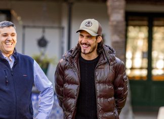 Edinson Cavani estuvo en el cumpleaños de un ex compañero de Boca Juniors: la decisión profesional que tomó