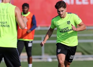 El mensaje de Julián Álvarez al vestuario del Atlético de Madrid y la decisión de Diego Simeone en medio de los rumores de un traspaso a Barcelona