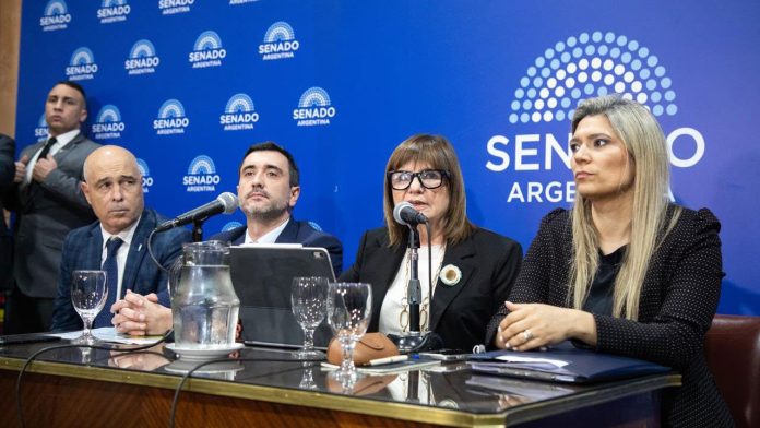 Gobernadores aliados se oponen a la venta de tierras y está en duda la sesión de mañana en el Senado
