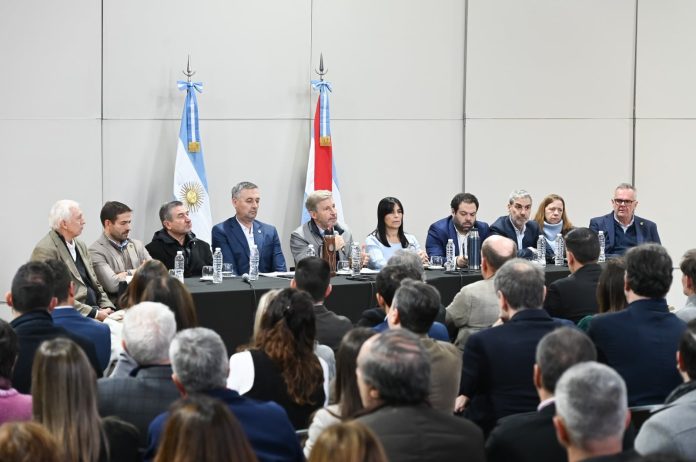 Rogelio Frigerio puso en marcha el operativo para lograr su reelección como gobernador de Entre Ríos en 2027