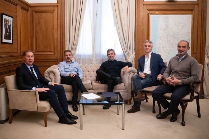 El Gobierno desestima las críticas de Lacunza y apela a una postura previa de Macri para buscar apoyo con la reforma electoral