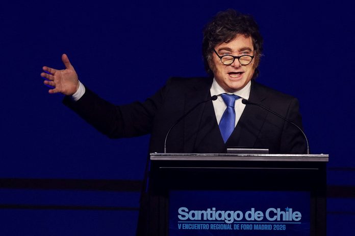 Javier Milei: “El gobierno de Macri se dejó correr por los que tiraron piedras, nosotros no lo vamos a hacer; no vamos a ceder un ápice en nuestras políticas”