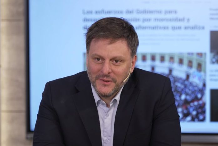 Leandro Santoro propone regular las agencias de cobranza: registro obligatorio, abogados responsables y multas por abusos
