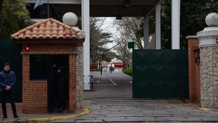 Milei desplazó al personal civil a cargo de la seguridad de la Quinta de Olivos: lo reemplaza la Casa Militar