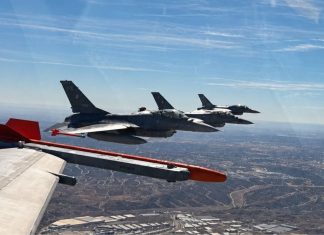 Cazas F-16, blindados y nuevos aviones: qué hay detrás de las compras militares de Argentina y Chile