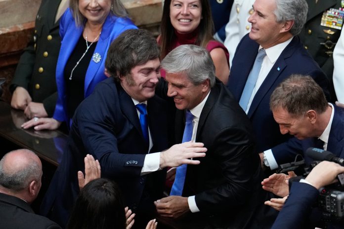 Giro forzado del discurso de Milei frente a la realidad de la economía