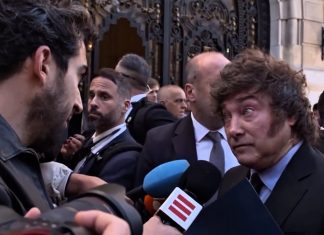 Javier Milei discutió con otro periodista por la frase “no llegar a fin de mes”: “No puedo respetar tu cerebro”