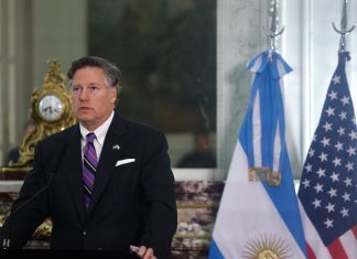 Javier Milei recibe hoy a Christopher Landau en Casa Rosada tras acordar cambios en la ley sobre Malvinas