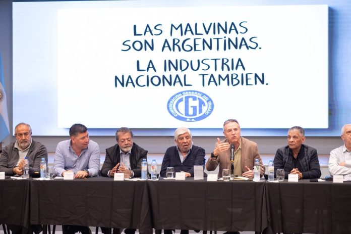 La decisión que tomó la CGT para llevarle al Papa León XIV sus críticas contra el gobierno de Milei