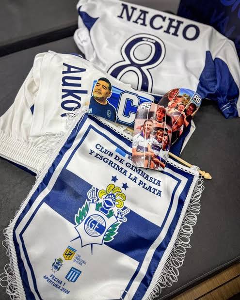 Nacho Fernández rompió en llanto al hablar de la cinta de capitán con la imagen de Maradona: “Me acompaña todos los partidos”