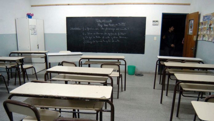 Paro docente bonaerense: el Gobierno constató escuelas cerradas y avanzará con sanciones contra los sindicatos